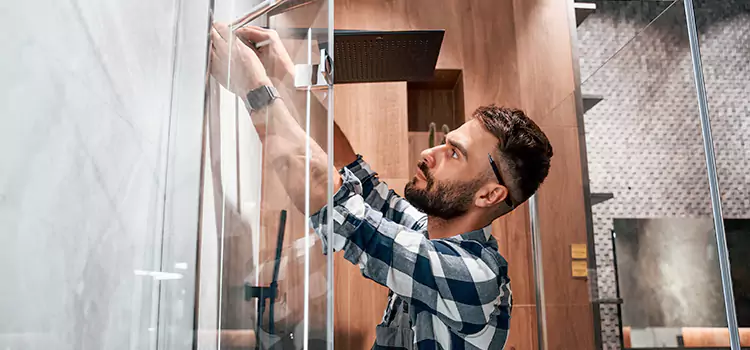 Replace Shower Doors with Frameless North Canton